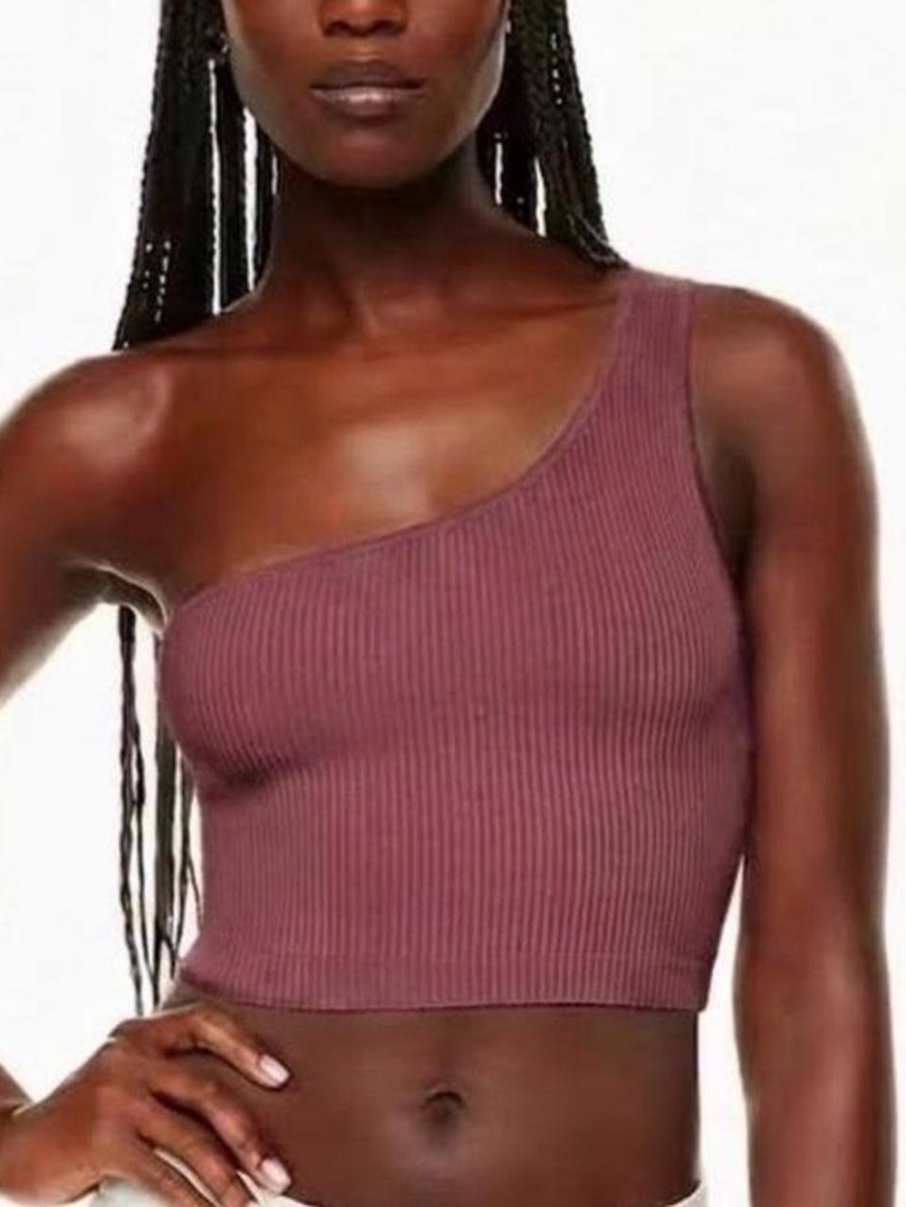Aritzia Babaton Sculpt Knit One-Shoulder Cropped Tank in Rich Plum.
